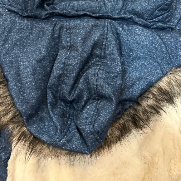 Green Tea puffer vest fur lined - Picture 3 of 3